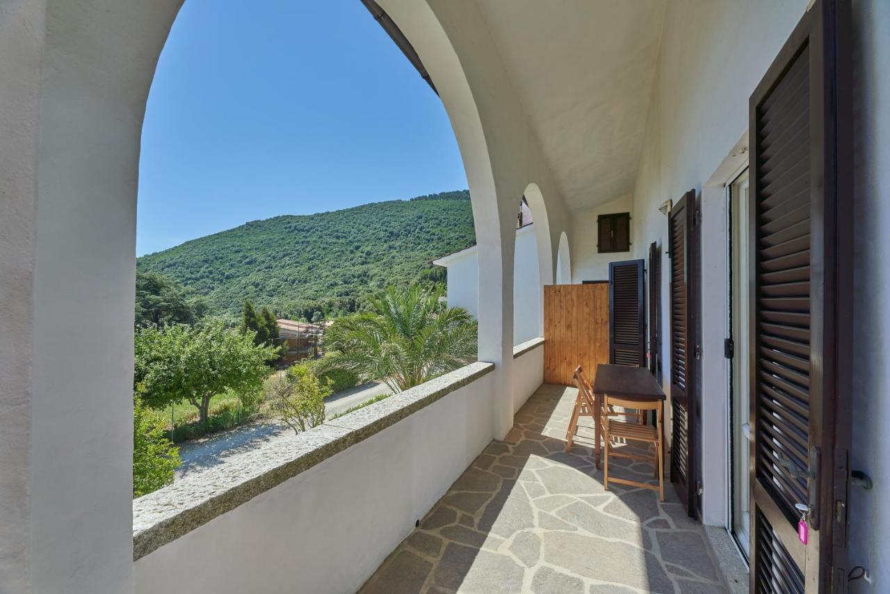 Marciana Hills Apartments Bagian luar foto