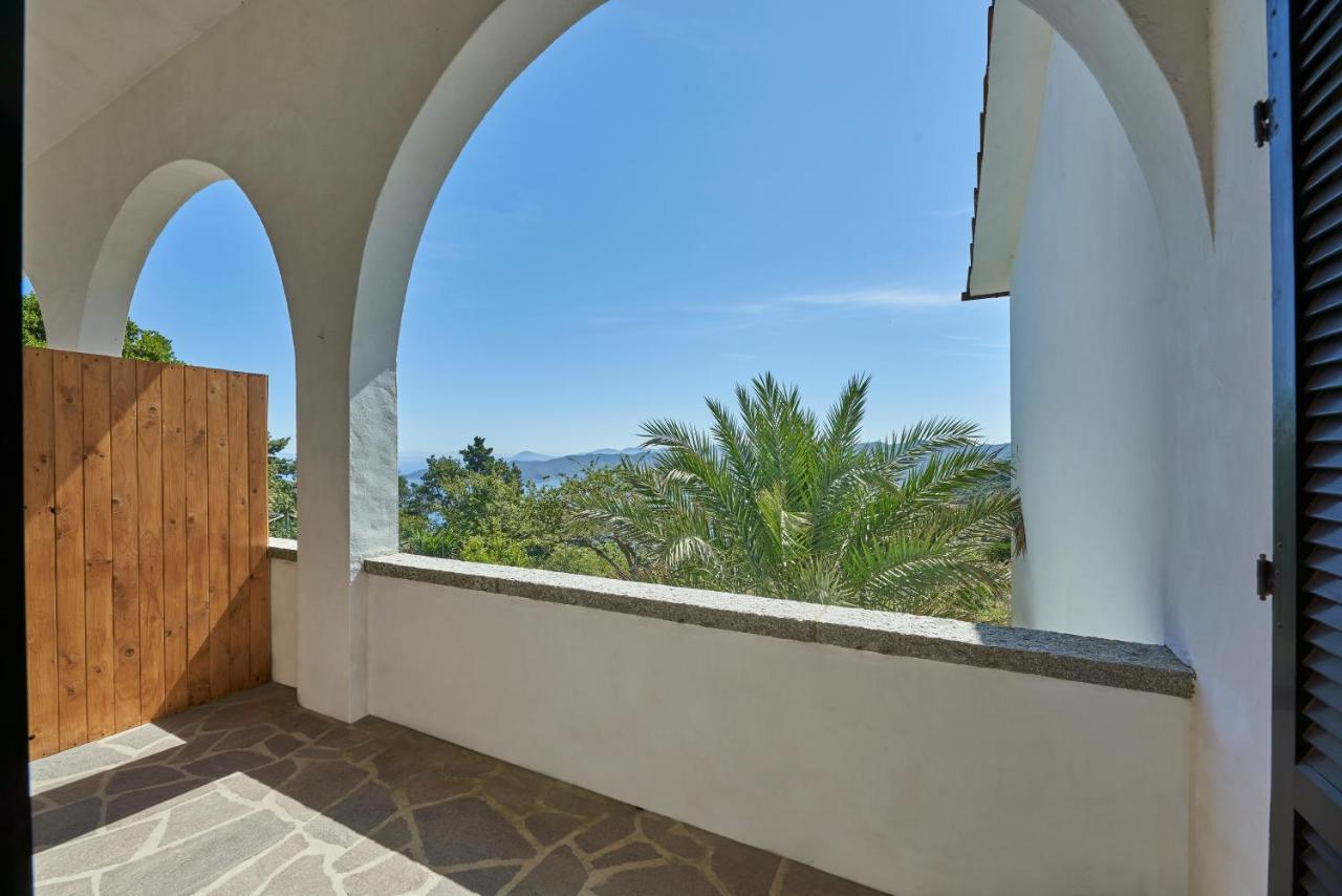 Marciana Hills Apartments Bagian luar foto